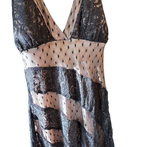 La Belle Black Nude Lace Dress Halter M - Picture 5 of 7